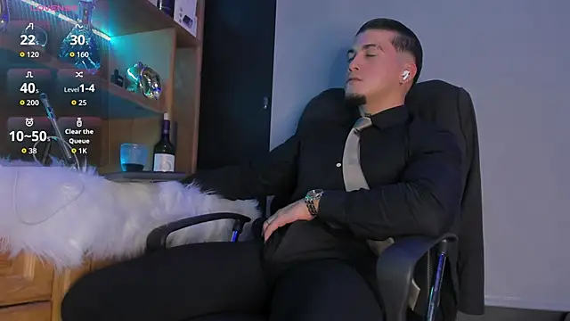 Snapshot of Gael_williams1 chatting on September 27, 9:14 am Gael williams1 online show from September 27, 9:14 am