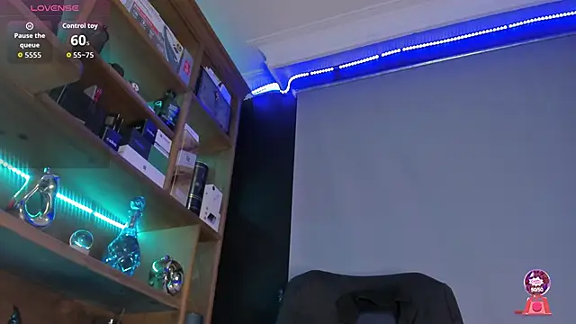 Snapshot of Gael_williams1 chatting on October 18, 12:02 am Gael williams1 online show from October 18, 12:02 am