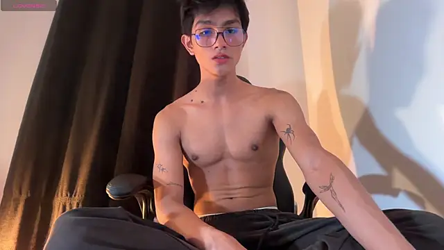 Snapshot of Angel_bunny2 chatting on January 9, 4:26 am Angel bunny2 online show from January 9, 4:26 am