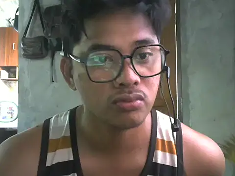 julz always horny online show from July 3, 5:25 am