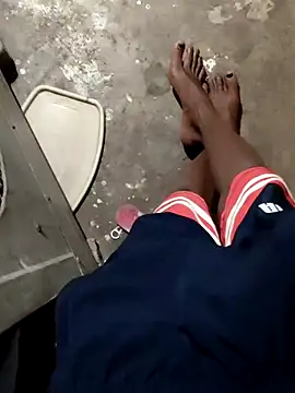 RAYI Queen 4 online show from December 3, 1:53 pm