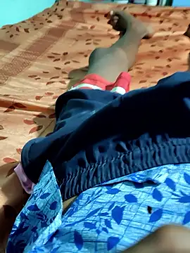 Snapshot of RAYI_Queen_4 chatting on February 18, 12:56 pm RAYI Queen 4 online show from February 18, 12:56 pm