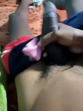 Snapshot of RAYI_Queen_4 chatting on March 3, 11:16 am RAYI Queen 4 online show from March 3, 11:16 am