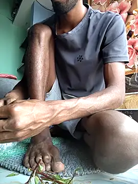 Snapshot of RAYI_Queen_4 chatting on March 24, 3:00 am RAYI Queen 4 online show from March 24, 3:00 am