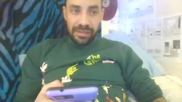 Snapshot of MartyTheSmarty chatting on February 7, 11:58 am MartyTheSmarty online show from February 7, 11:58 am