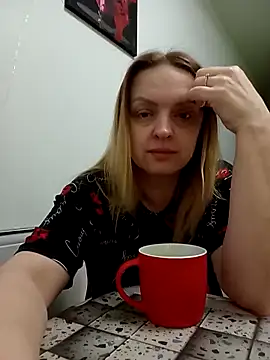 Ami Foxy online show from May 9, 5:23 am