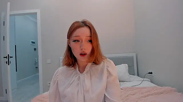 Snapshot of yuna_loon chatting on October 2, 5:09 pm yuna loon online show from October 2, 5:09 pm