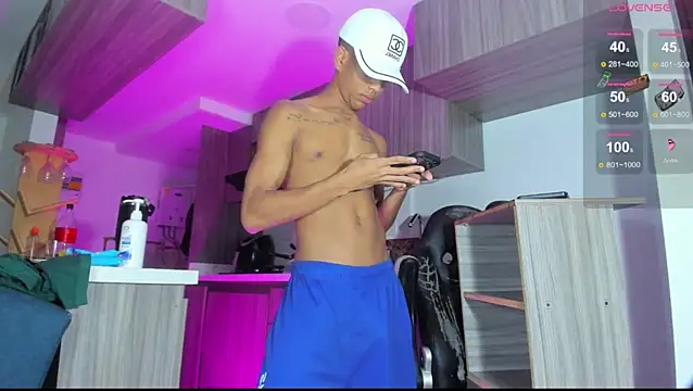 RyanScot4 online show from October 17, 4:48 am