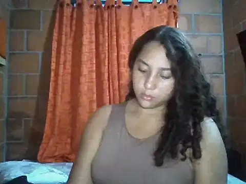 Snapshot of AnaisVelvet11 chatting on September 30, 11:10 pm AnaisVelvet11 online show from September 30, 11:10 pm