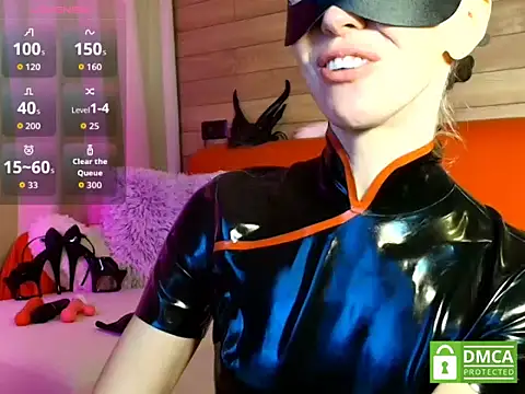 Snapshot of linaadvance chatting on December 1, 6:18 am linaadvance online show from December 1, 6:18 am