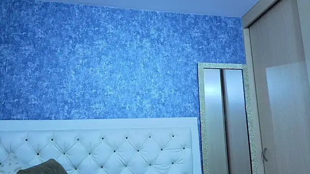 yulissa girls online show from September 25, 6:00 pm