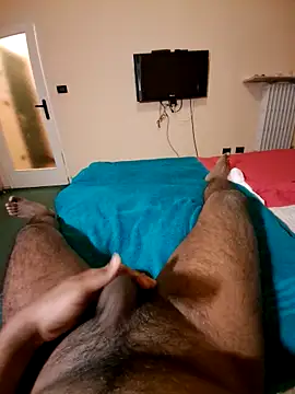 Snapshot of Stud_s chatting on December 20, 11:56 pm Stud s online show from December 20, 11:56 pm