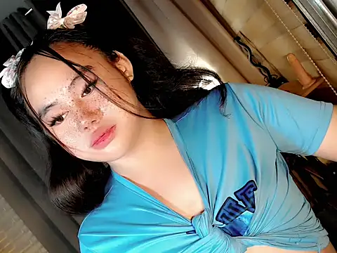 ursexy ceciliaxx online show from October 19, 4:07 pm