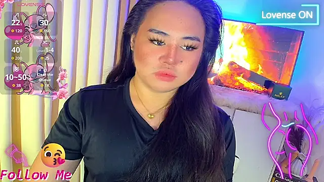 Snapshot of ursexy_ceciliaxx chatting on June 27, 6:13 pm ursexy ceciliaxx online show from June 27, 6:13 pm