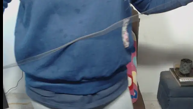 Milf Valeria online show from January 15, 4:11 pm