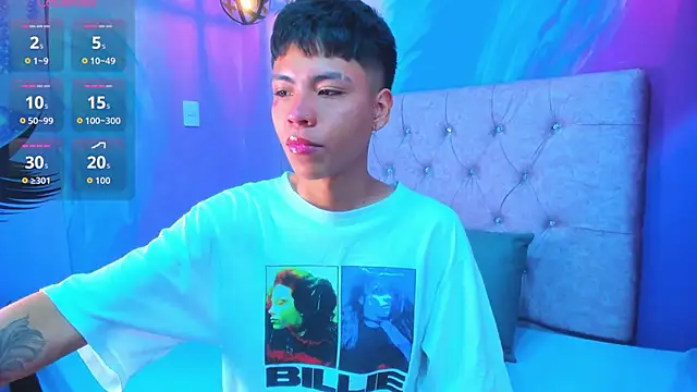 MaxiWildd online show from May 5, 12:46 pm