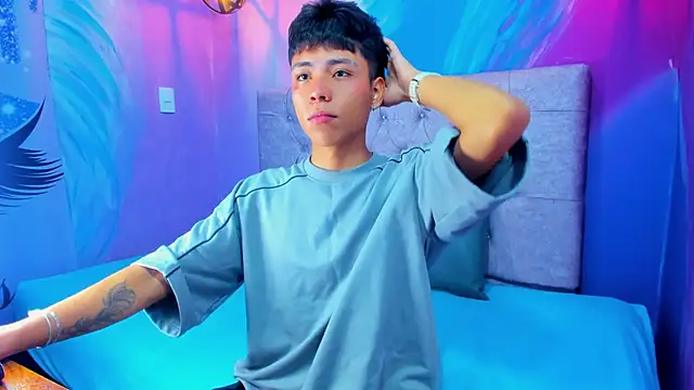 MaxiWildd online show from May 16, 12:59 pm