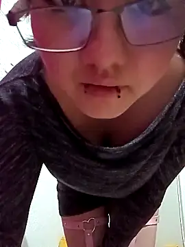 Ftm Bunny online show from September 13, 8:25 am