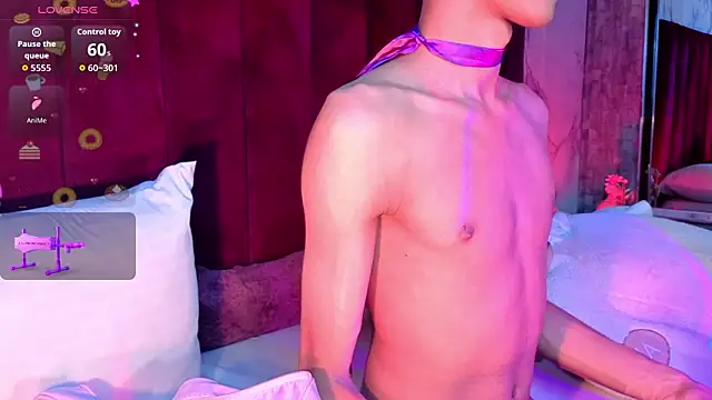 PrincePoppy online show from March 26, 1:01 am