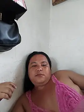 Snapshot of fallen_angel08 chatting on October 4, 5:49 am fallen angel08 online show from October 4, 5:49 am