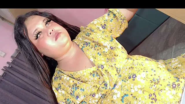 Snapshot of fallen_angel08 chatting on October 19, 2:40 pm fallen angel08 online show from October 19, 2:40 pm