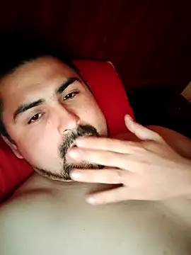 Bradd 32 online show from September 27, 5:07 pm