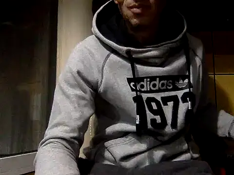 adiluci1 online show from October 24, 5:53 pm