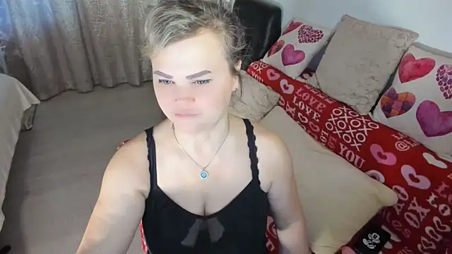 MildMature online show from April 30, 5:41 pm