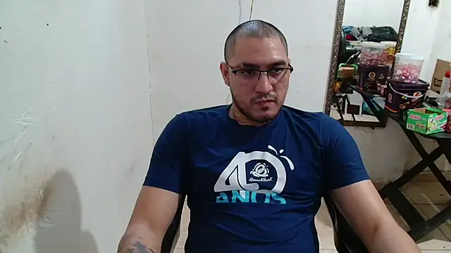 Snapshot of Leonino231 chatting on September 25, 11:47 am Leonino231 online show from September 25, 11:47 am