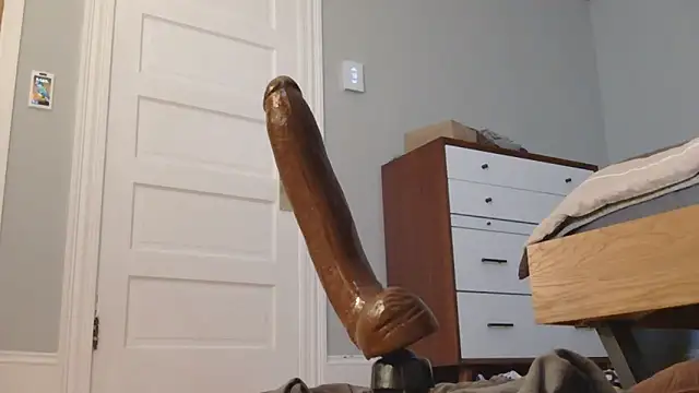 hungbottom603 online show from September 17, 11:17 pm