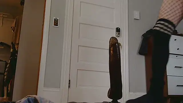 hungbottom603 online show from December 2, 6:14 pm