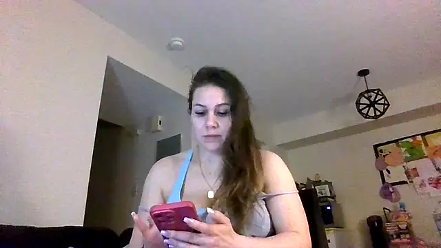 Snapshot of thedevinemama chatting on April 26, 1:58 am thedevinemama online show from April 26, 1:58 am
