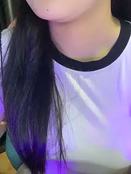 Linhtruong  online show from March 2, 4:14 am