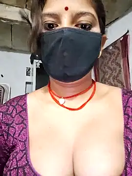 Daisygirl9 online show from May 5, 10:40 pm