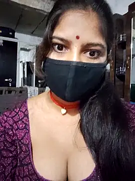 Daisygirl9 online show from May 7, 10:26 pm