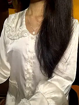 Nhinhi18 online show from October 12, 4:28 pm