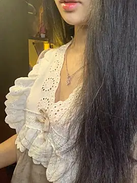 Snapshot of Nhinhi18 chatting on April 14, 3:18 pm Nhinhi18 online show from April 14, 3:18 pm