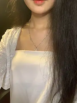 Snapshot of Nhinhi18 chatting on May 12, 3:20 pm Nhinhi18 online show from May 12, 3:20 pm