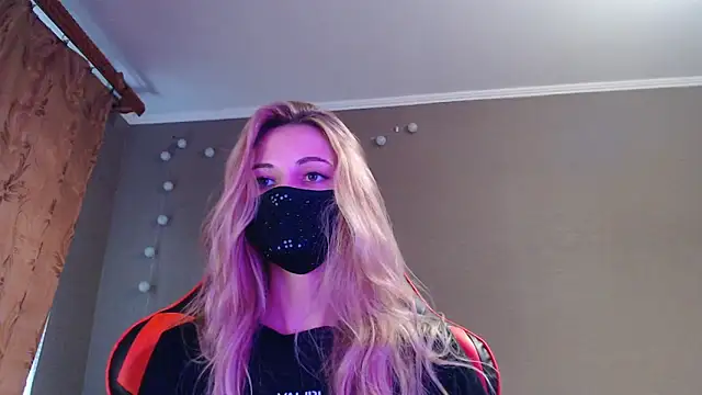 Iris lave online show from October 18, 2:40 pm