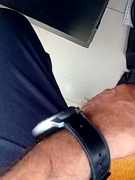 hackyourpussyxh online show from April 3, 8:56 am