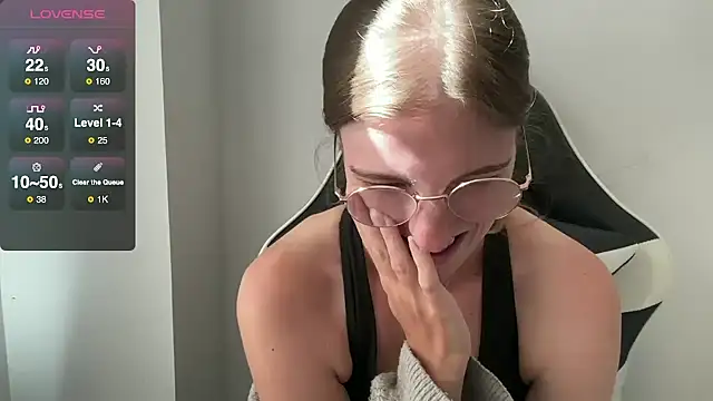 BustyKellyXXX online show from September 11, 10:15 am