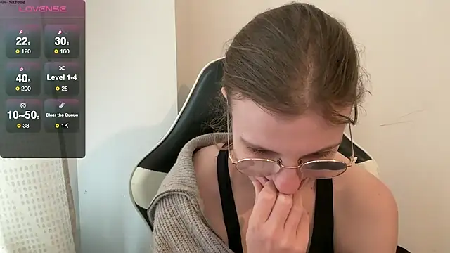 Snapshot of BustyKellyXXX chatting on January 19, 10:08 am BustyKellyXXX online show from January 19, 10:08 am