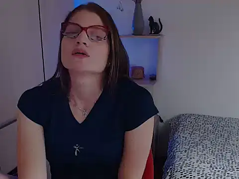 Camila-ventura online show from November 18, 7:18 pm