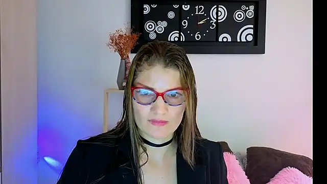 Camila-ventura online show from December 14, 7:07 pm