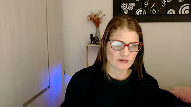 Camila-ventura online show from February 12, 8:15 pm