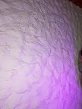 Snapshot of Maddy_w chatting on February 22, 9:24 pm Maddy w online show from February 22, 9:24 pm