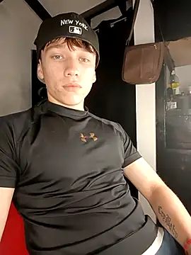 Logan sixxer online show from September 27, 2:49 am