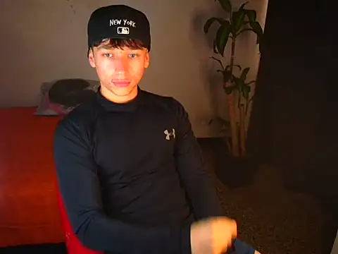 Logan sixxer online show from October 3, 5:21 pm