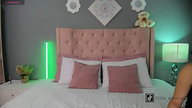 Joe And Emma online show from October 21, 7:14 pm