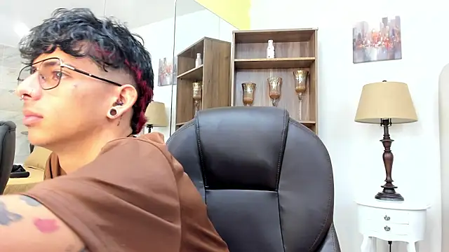 Ibratxandy online show from March 5, 4:14 pm